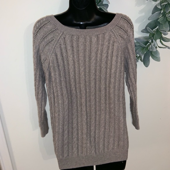Knit Sweater • American Eagle Outfitters - Picture 3 of 4